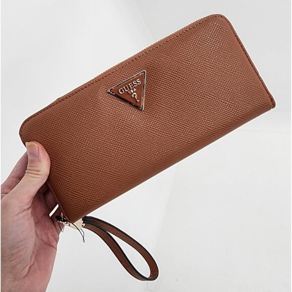 Handbags - New Guess Women's Laurel Zipper Wallet - Large Wristlet Clutch - Brown